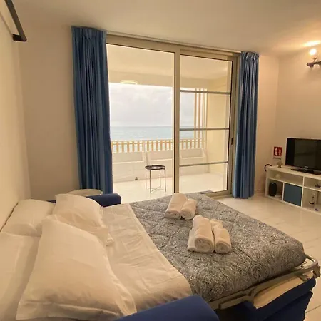 Apartment A Un Passo Dal Mare